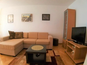 Alex apartman